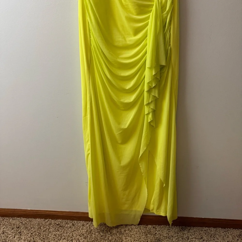 New!! Showpo Halter Ruched Side Split Dress in Citrus Size 14 - Picture 10 of 10